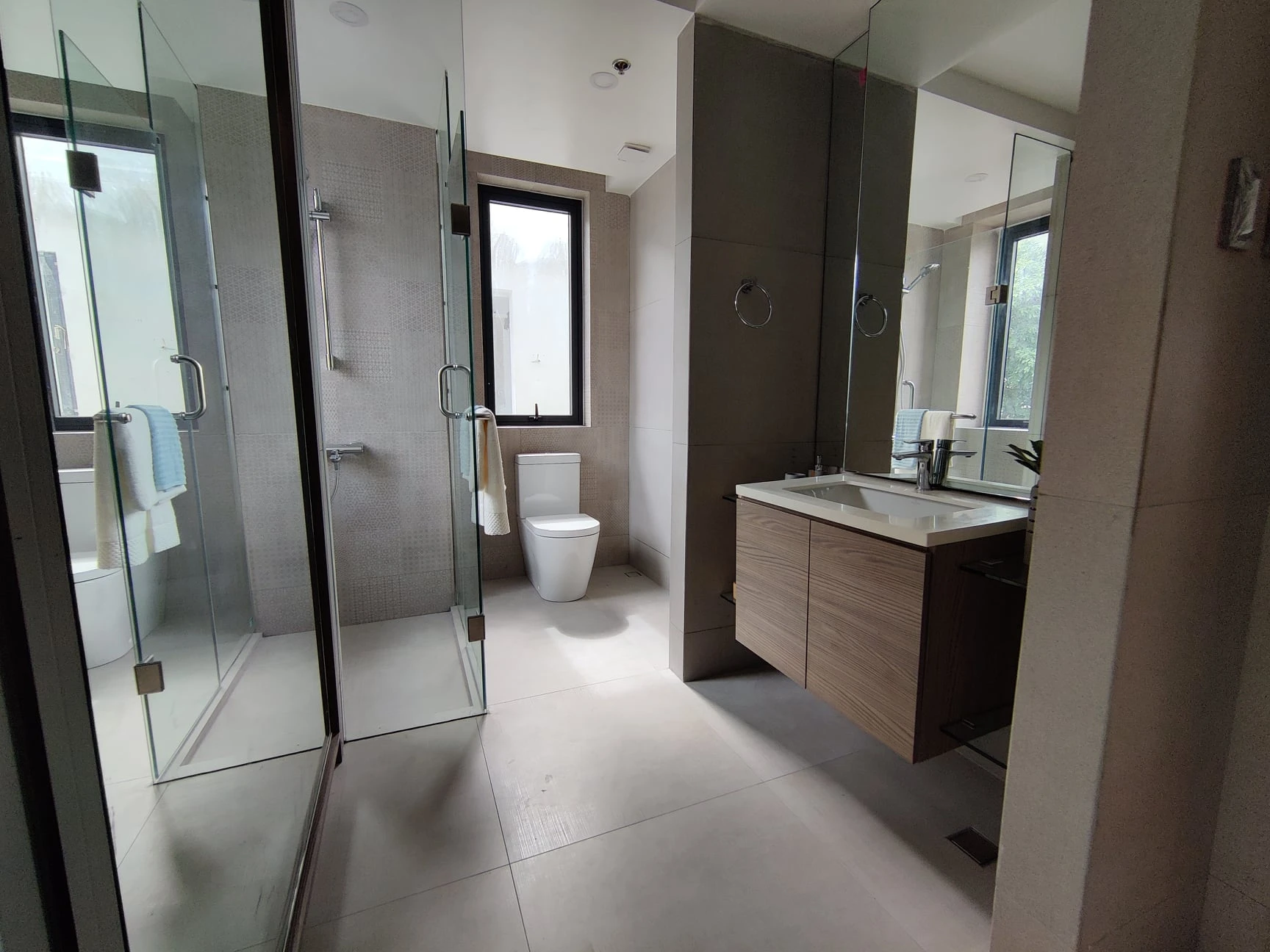 ARIA RESIDENCE - View 2